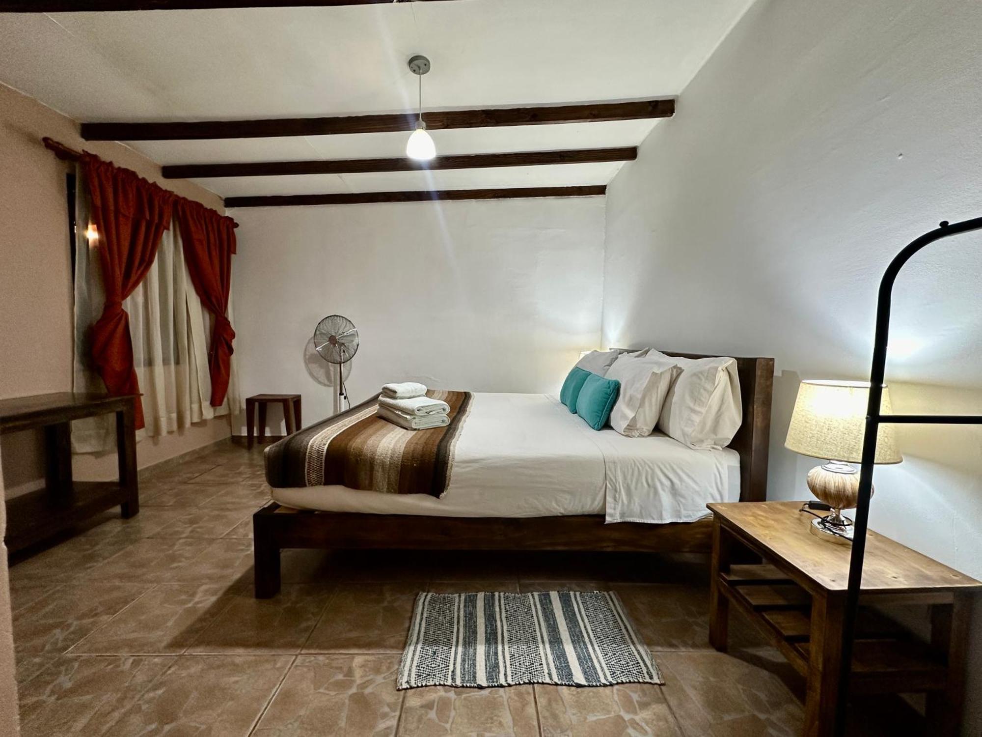 Hostal Qachi Chentura Сан-Педро-де-Атакама Екстер'єр фото