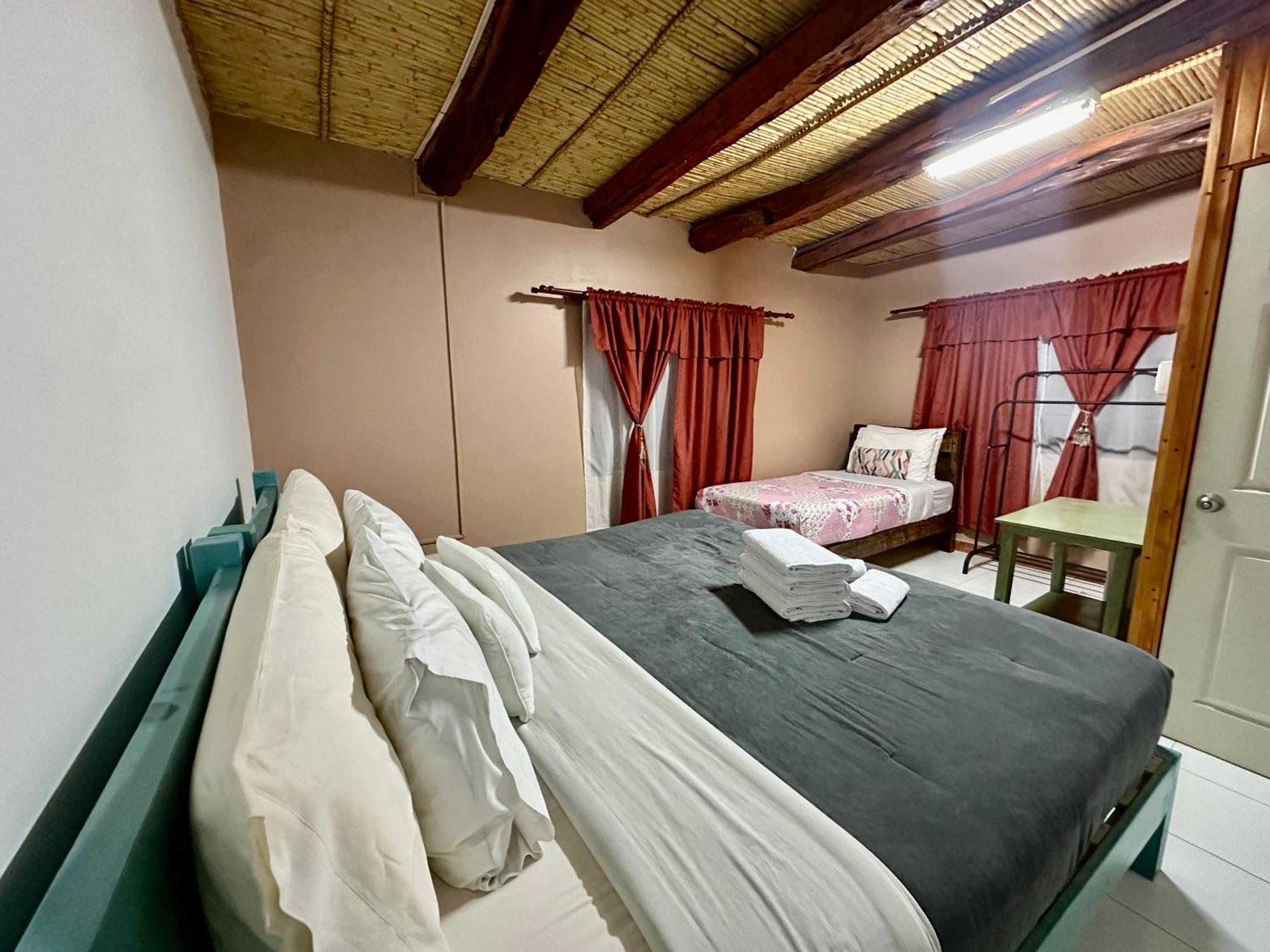 Hostal Qachi Chentura Сан-Педро-де-Атакама Екстер'єр фото